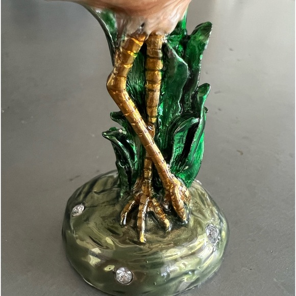 Jeweled flamingo trinket box/figurine - Picture 11 of 15